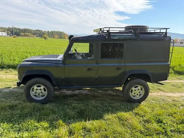 Land Rover Defender 1998 photo 3