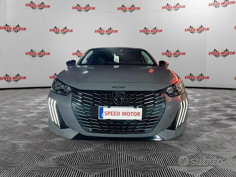 Peugeot 208 2024 photo 2