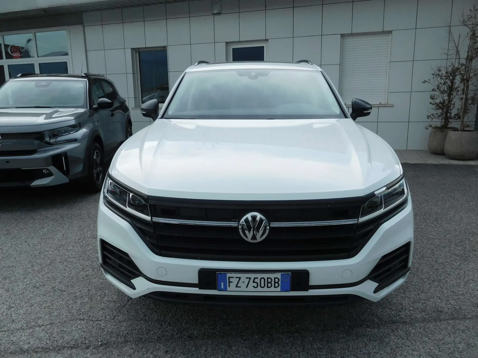 Volkswagen Touareg 2019 photo 3