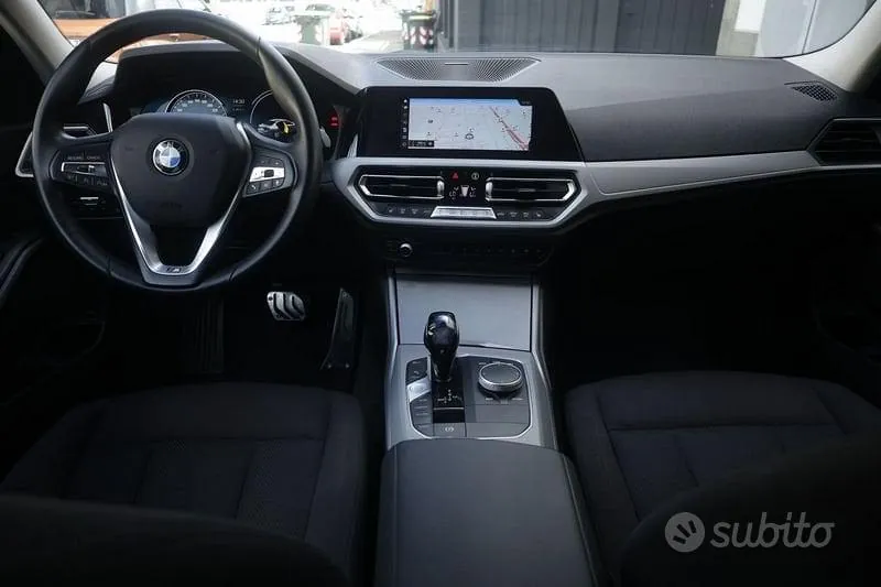 BMW 3 Series 2020 photo 2
