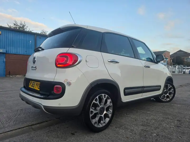 Fiat 500L 2015 photo 4