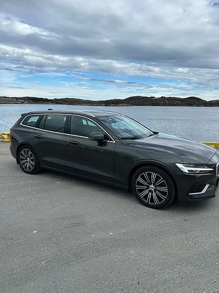 Volvo V60 2019 photo 2