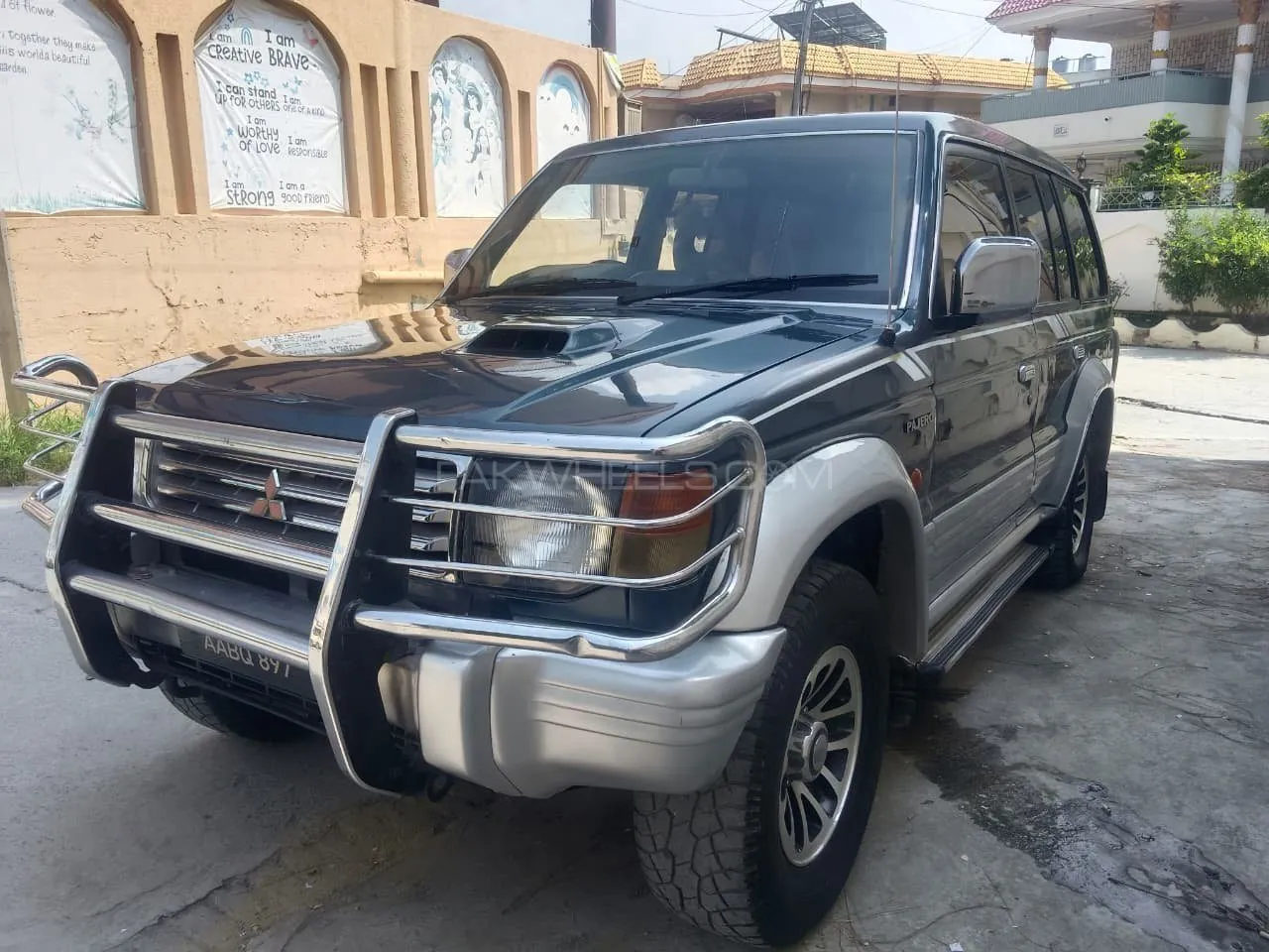 Mitsubishi Pajero