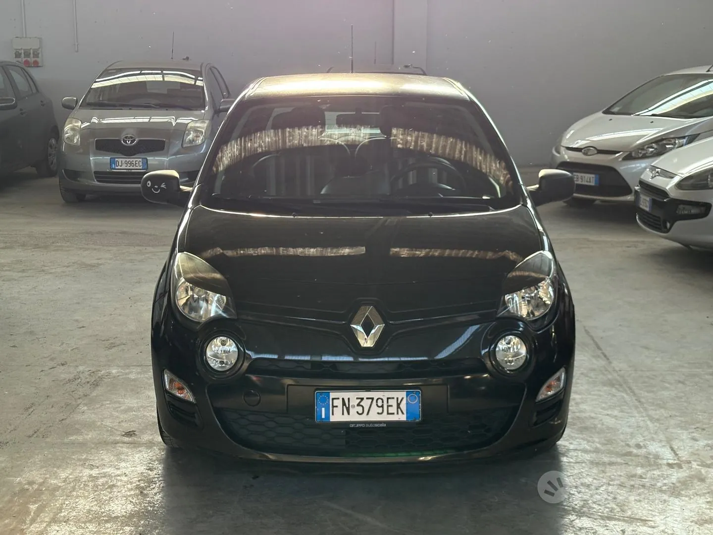Renault Twingo 2014 photo 2