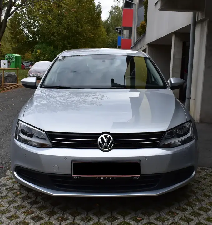 Volkswagen Jetta 2011 photo 2