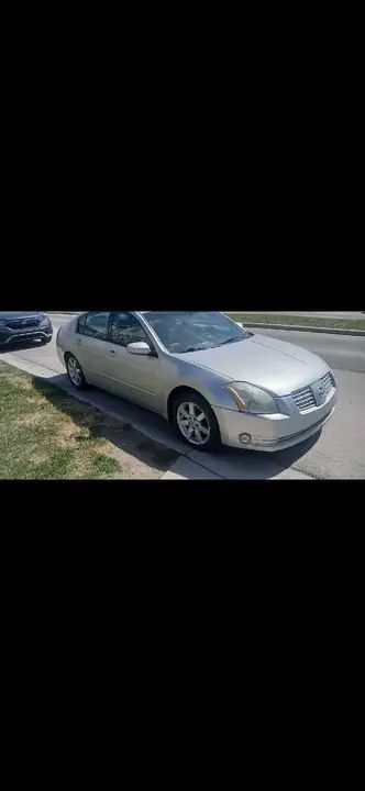 Nissan Maxima