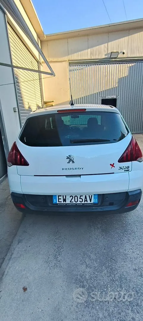 Peugeot 3008 2014 photo 2