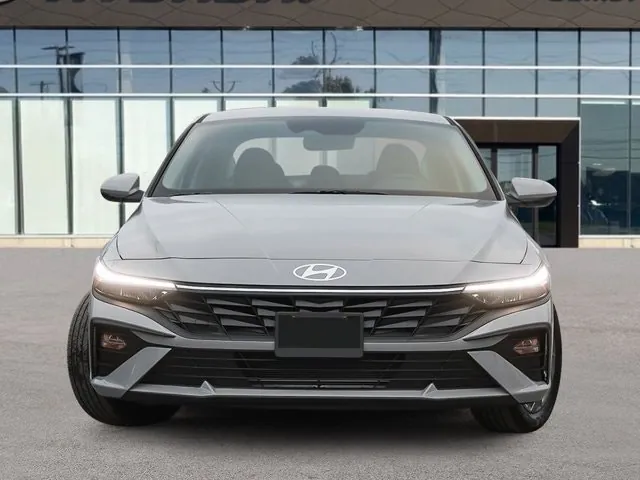 Hyundai Elantra 2026 photo 2