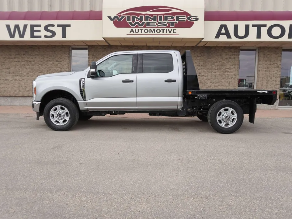 Ford F250 2024 photo 2