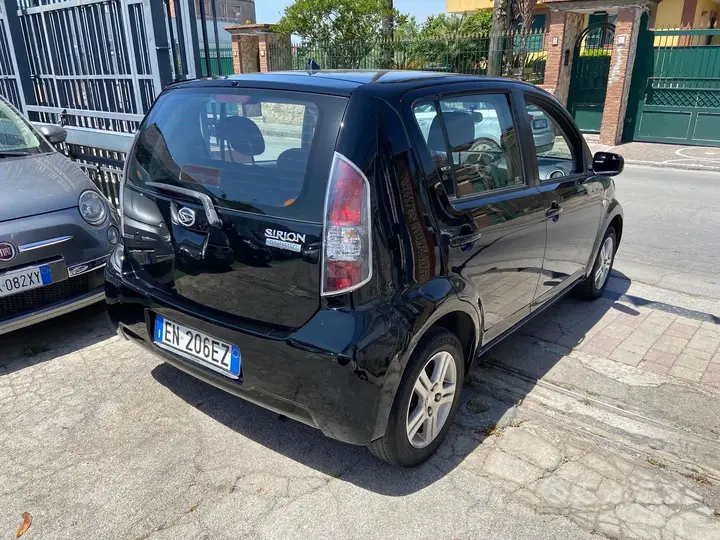 Daihatsu Sirion 2012 photo 4