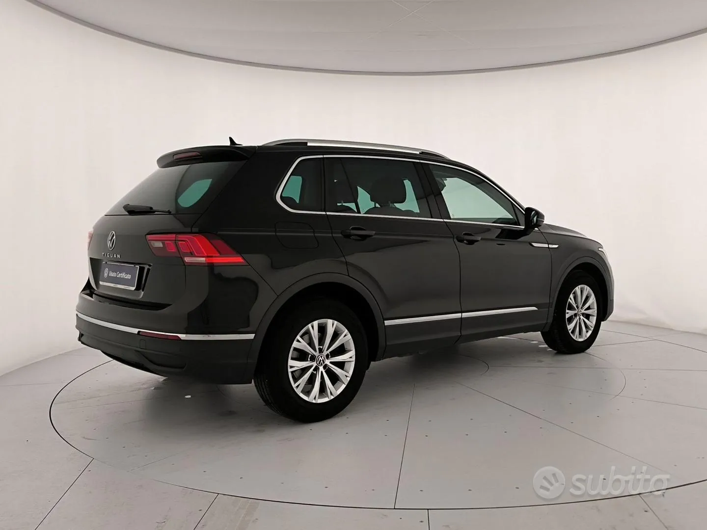 Volkswagen Tiguan 2023 photo 2