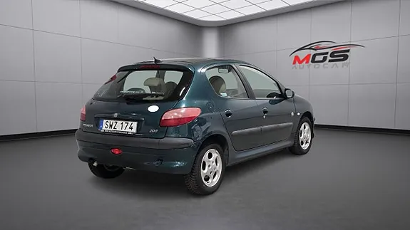 Peugeot 206 2002 photo 3
