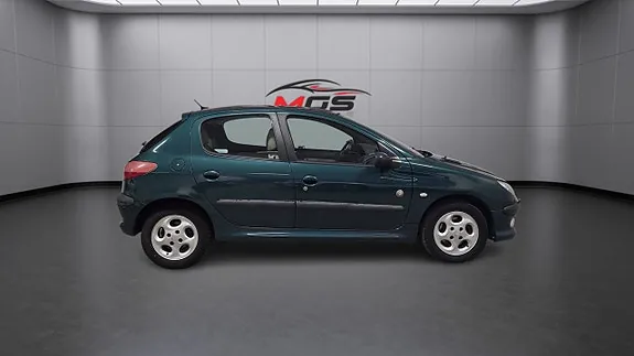 Peugeot 206 2002 photo 5