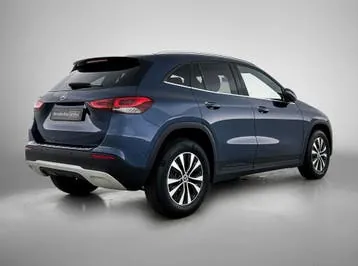 Mercedes-Benz Gla 2022 photo 2