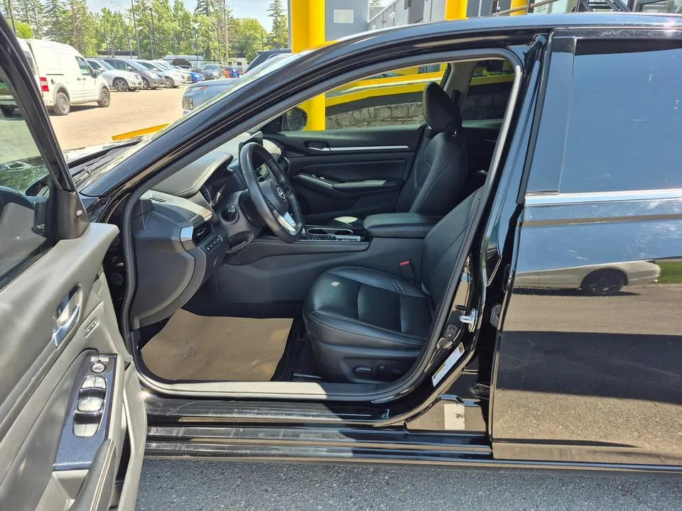Nissan Altima 2024 photo 3