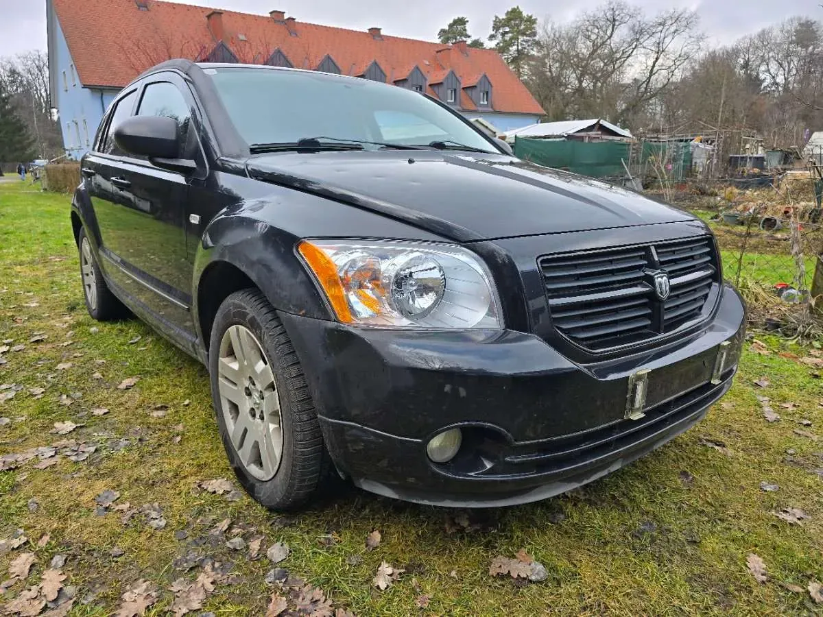 Dodge Caliber 2010 photo 2