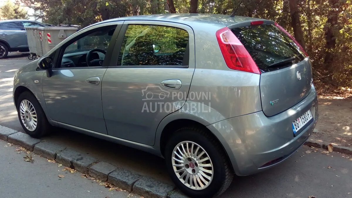 Fiat Punto 2009 photo 4