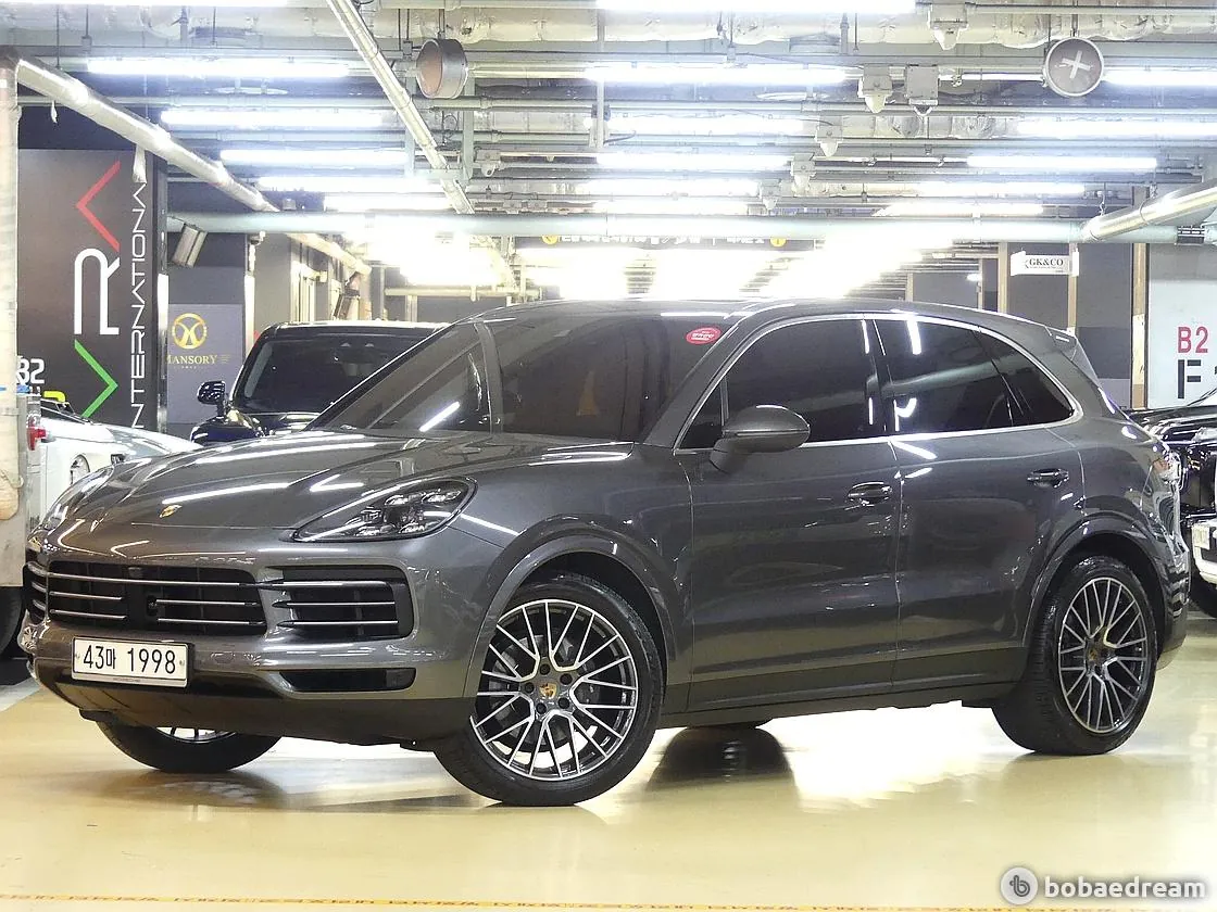 Porsche Cayenne 2019 photo 2