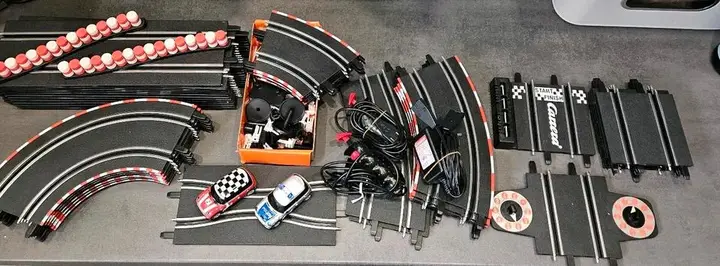 Carrera Go
