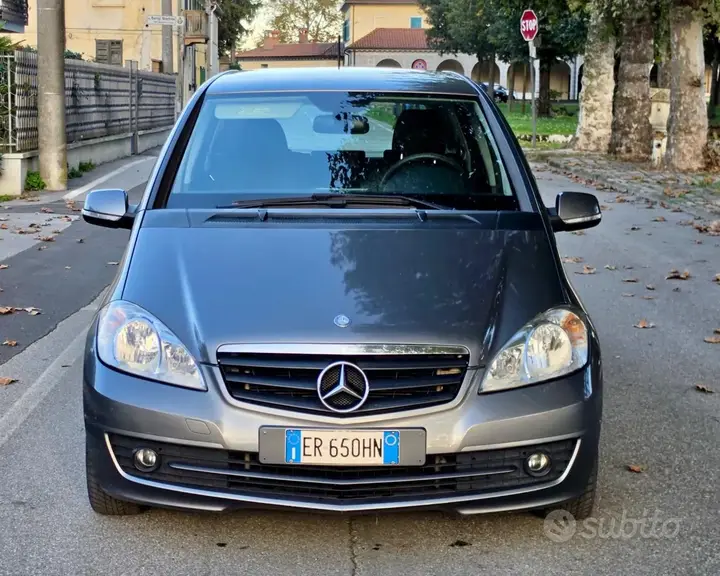Mercedes-Benz A 160
