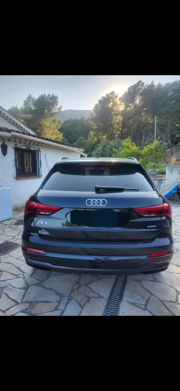 Audi Q3 2021 photo 2