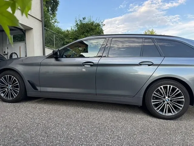 BMW 5 Series 2020 photo 2