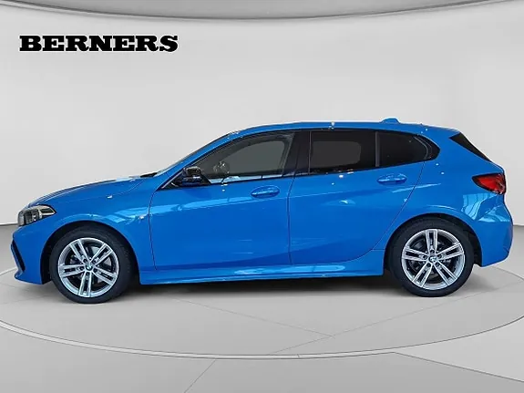 BMW 118I 2022 photo 2