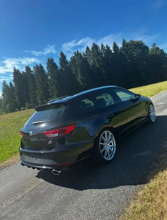 Seat Leon 2015 photo 2