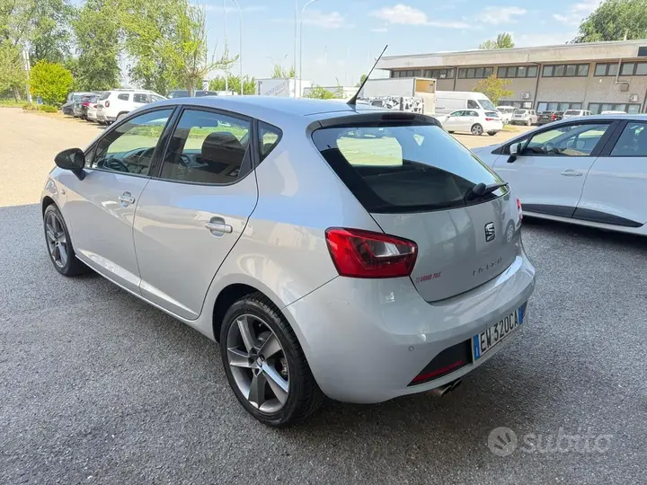 Seat Ibiza 2014 photo 3