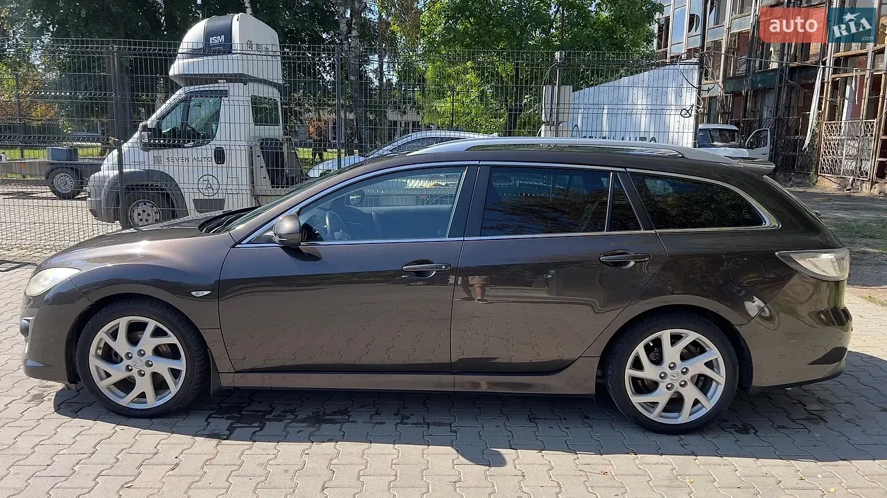Mazda 6 2010 photo 4