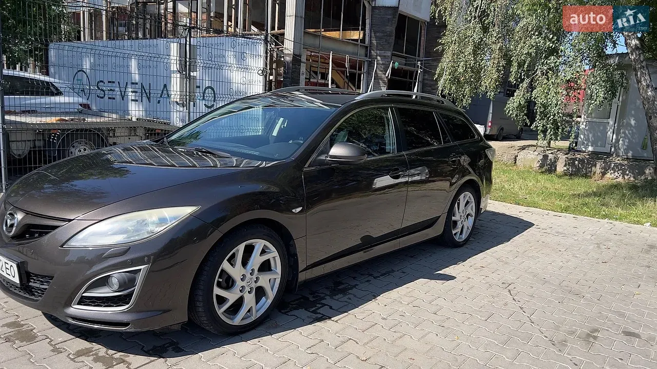 Mazda 6 2010 photo 2