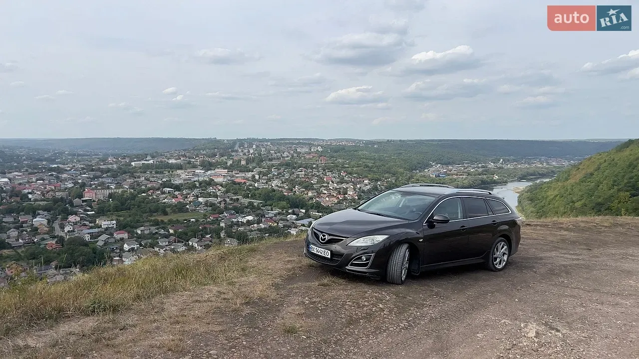 Mazda 6 2010 photo 3