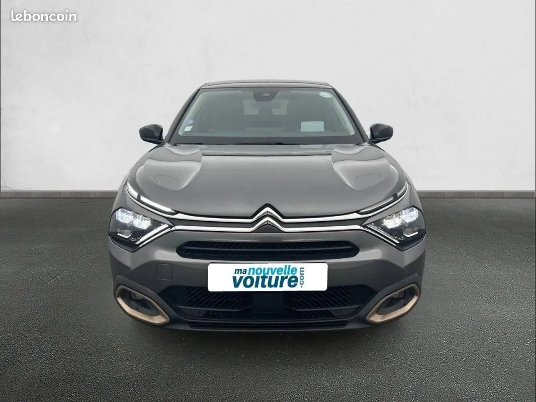Citroen C4 2022 photo 2