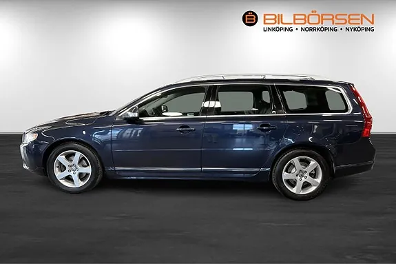 Volvo V70 2010 photo 4