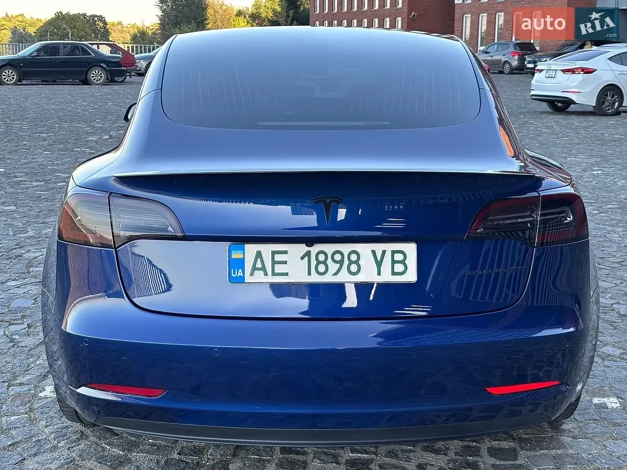 Tesla Model 3 2019 photo 4