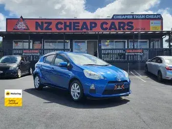 Toyota Aqua 2014 photo 2