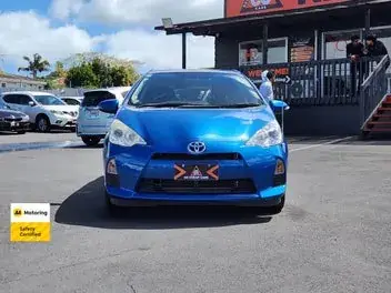 Toyota Aqua 2014 photo 3