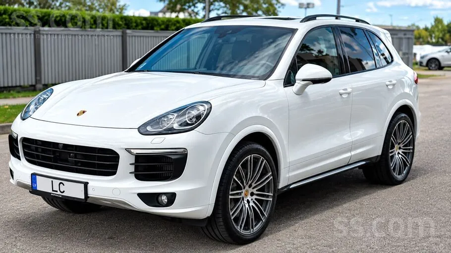 Porsche Cayenne 2018 photo 2
