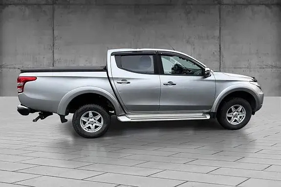 Mitsubishi L200 2018 photo 4