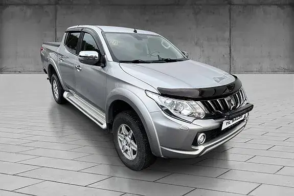 Mitsubishi L200 2018 photo 2