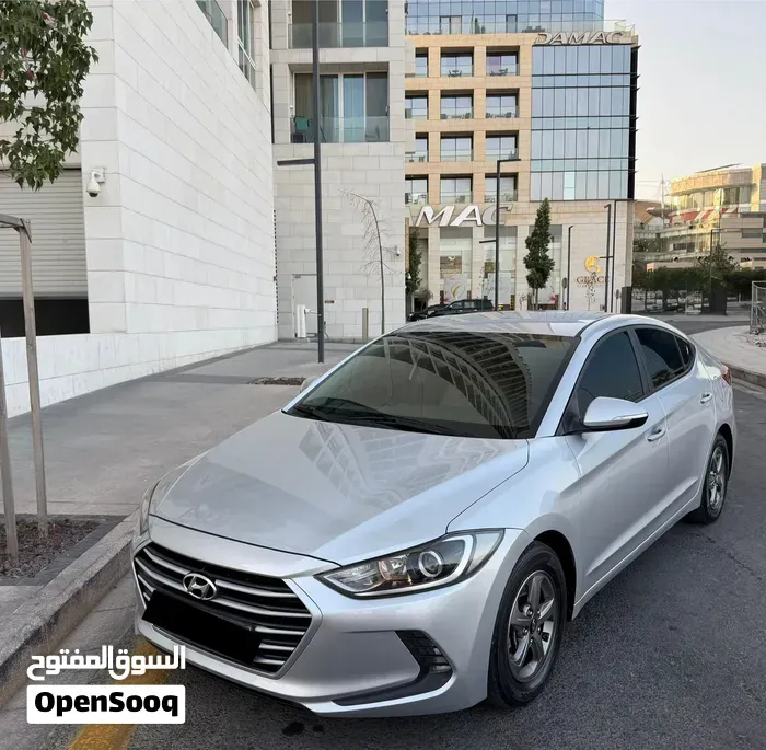 Hyundai Avante 2017 photo 4