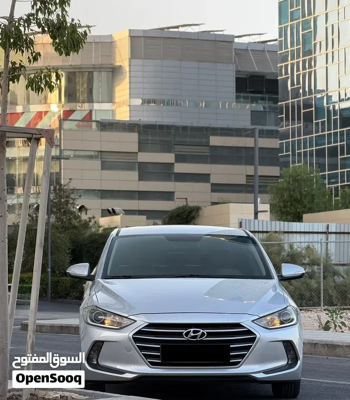 Hyundai Avante 2017 photo 2
