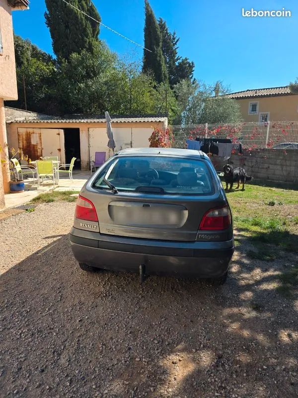 Renault Megane 2001 photo 3