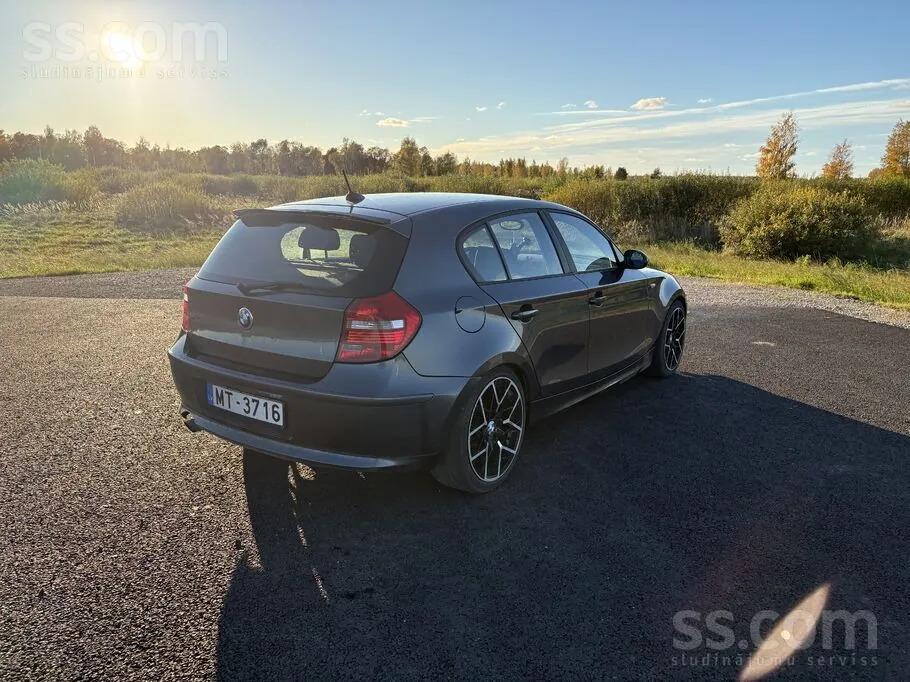 BMW 118D 2007 photo 4