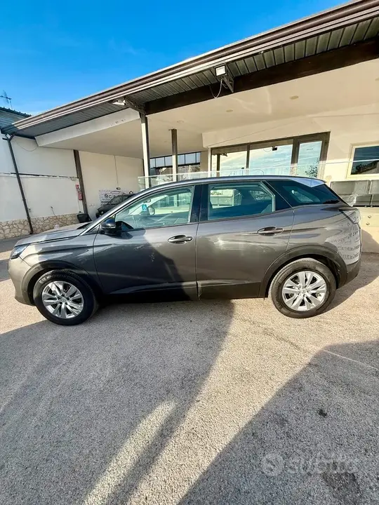 Peugeot 3008 2022 photo 5