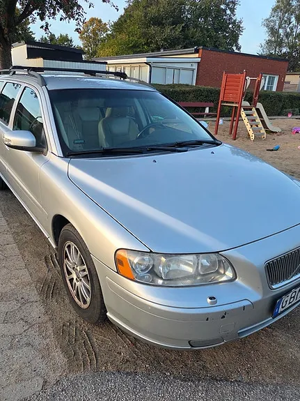 Volvo V70 2008 photo 4