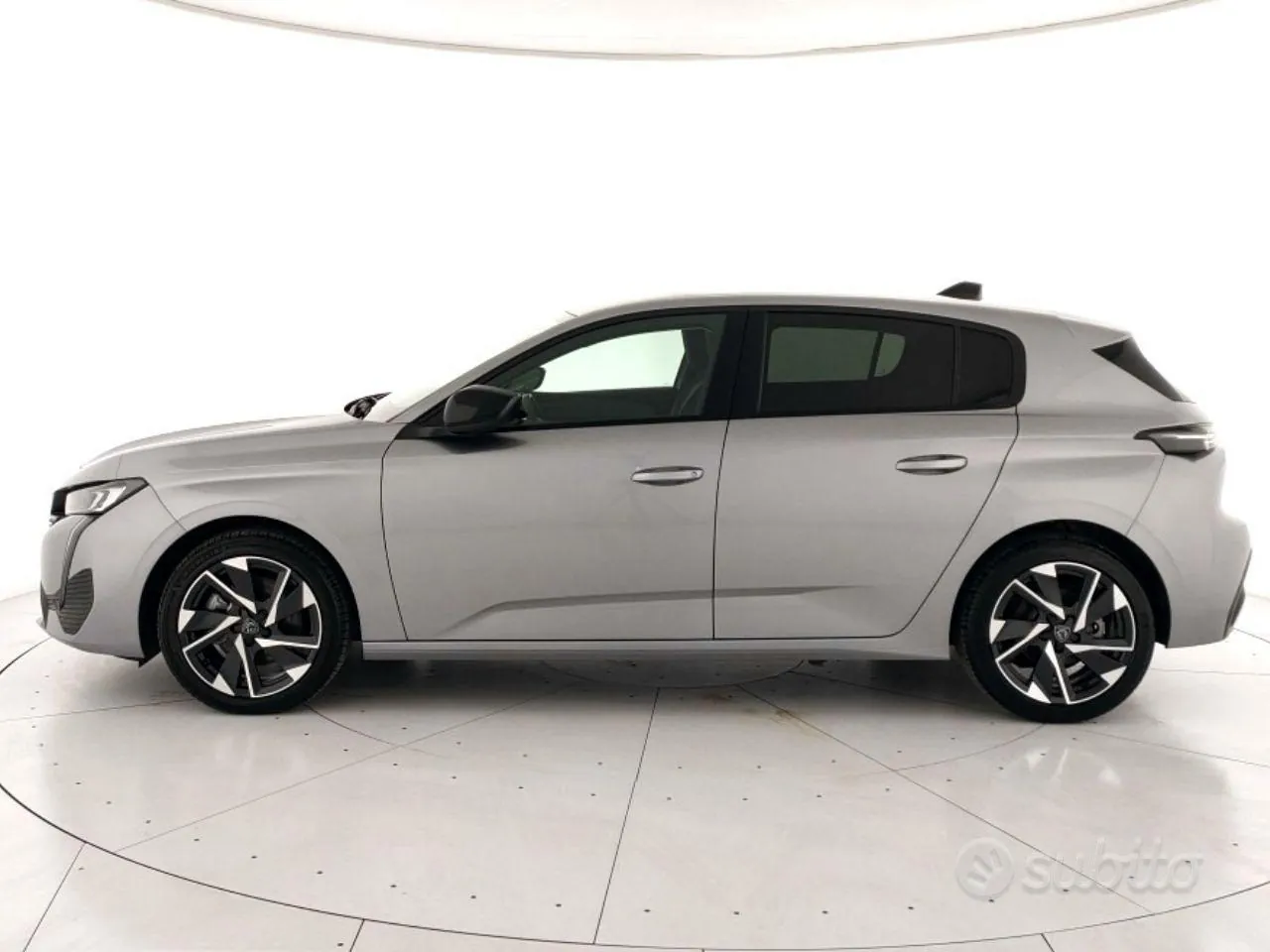 Peugeot 308 2025 photo 2