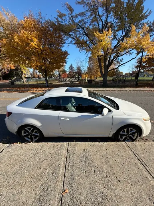 Kia Forte 2012 photo 4