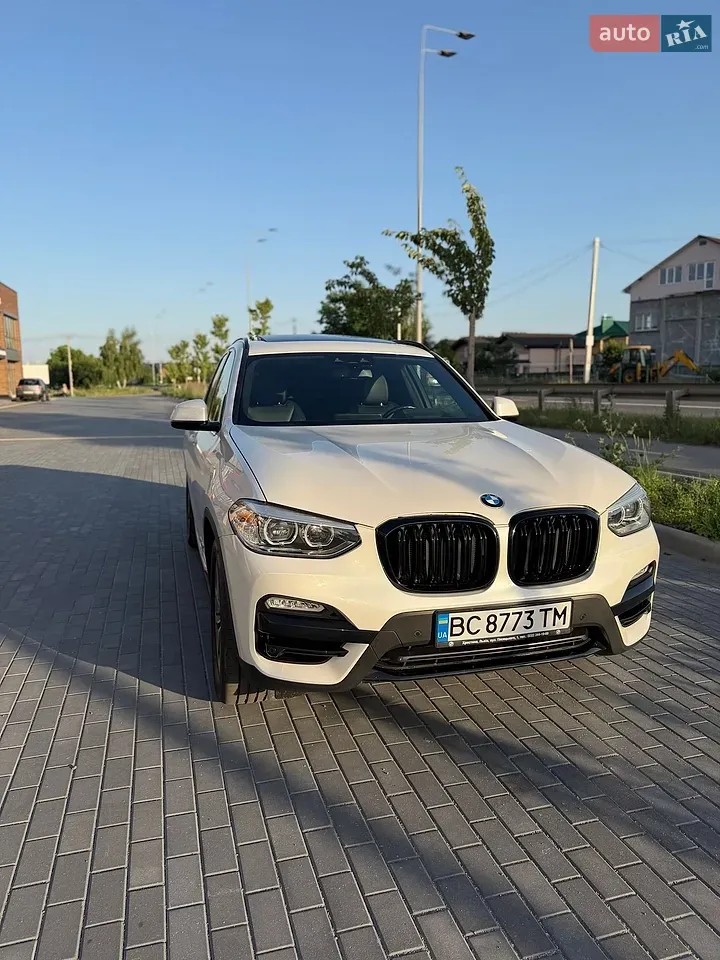 BMW X3 2017 photo 2