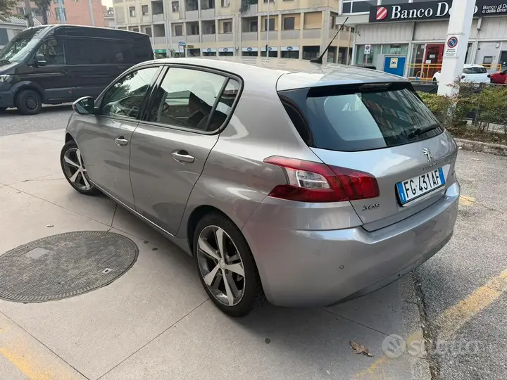 Peugeot 308 2016 photo 5